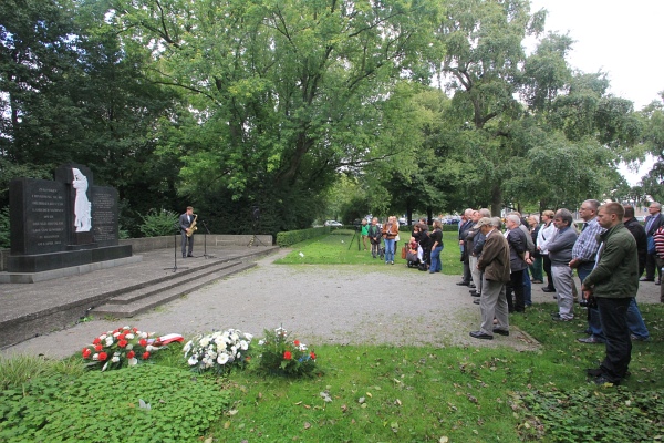 Antikriegstag2011   013.jpg